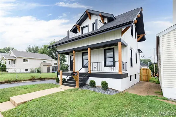 4350 Fairview AVE, St Louis, MO 63116