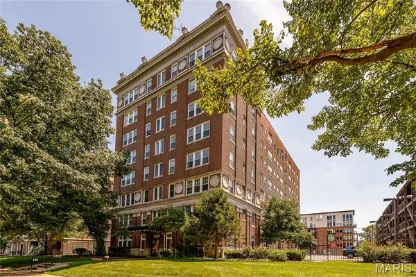 5330 Pershing #706, St Louis, MO 63112