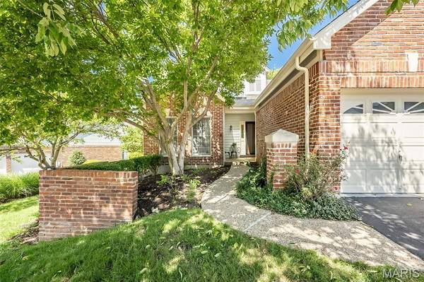 14143 Woods Mill Cove DR, Chesterfield, MO 63017