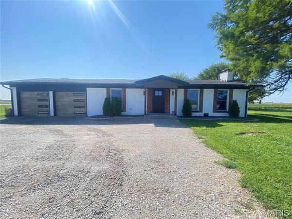 11138 State Route 161, Mascoutah, IL 62258