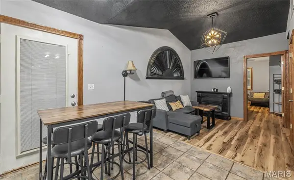 116 E Clinton ST, Grafton, IL 62037