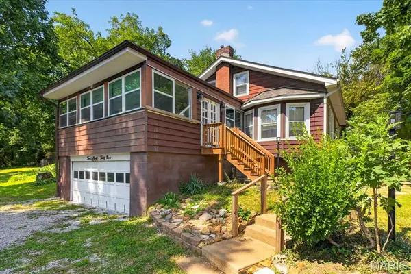 1439 Grant RD, St Louis, MO 63119