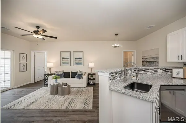 236 Nest Homes DR, Ellisville, MO 63011