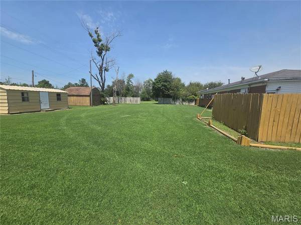 2301 Burge ST, Malden, MO 63863