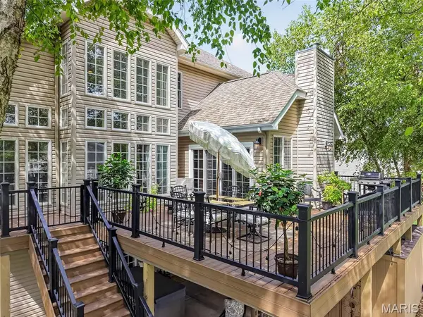 62 Saybridge Manor Pkwy, Lake St Louis, MO 63367