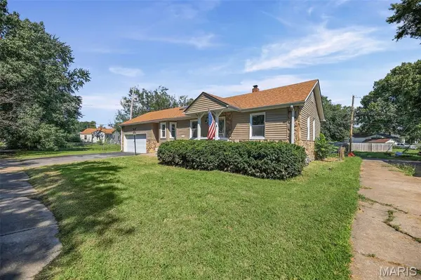 2535 E 28th ST, Granite City, IL 62040