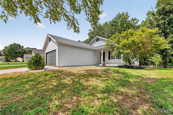 1035 Providence Pointe DR, Wentzville, MO 63385
