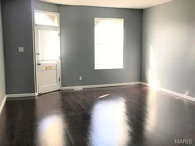 3801 Folsom AVE, St Louis, MO 63110