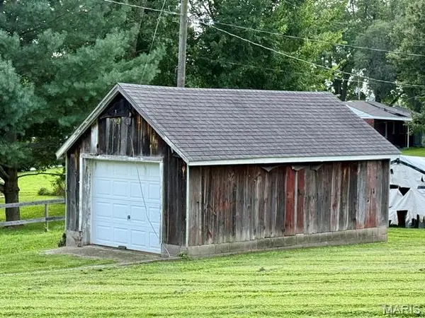 3001 Marsh AVE, Hannibal, MO 63401
