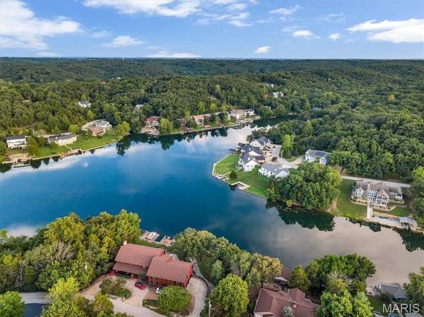 5515 Bon Ron DR, Hillsboro, MO 63050