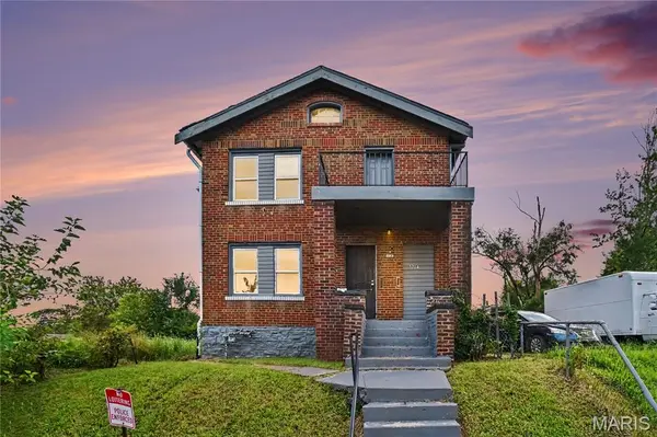 5704 Labadie AVE, St Louis, MO 63120