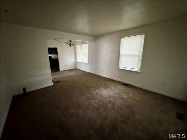 434 Chaudet AVE, Cahokia, IL 62206