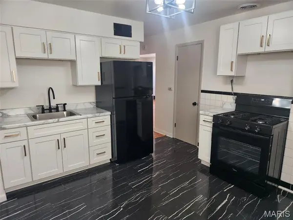 4707 Roxie ST, St Louis, MO 63121