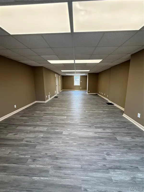 14346 Manchester RD, Manchester, MO 63011