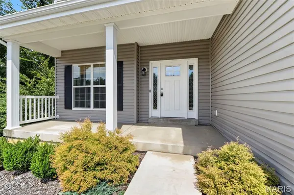 866 Boulder Crest CT, Eureka, MO 63025