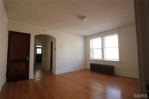 5424 Rhodes AVE #2F, St Louis, MO 63109