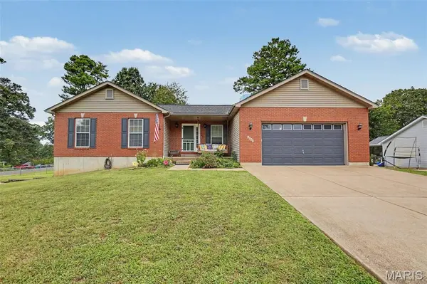 4483 Mockingbird LN, Hillsboro, MO 63050
