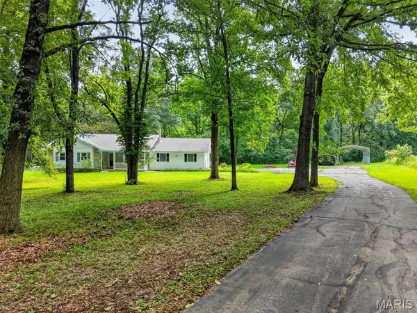 125 Heritage TRL, Troy, MO 63379