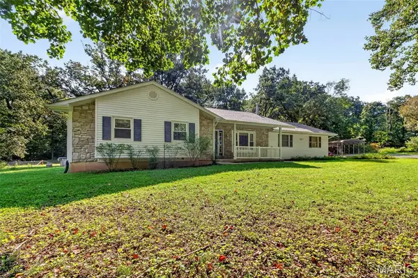 125 Heritage TRL, Troy, MO 63379