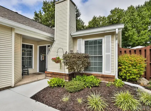 3102 Green Prairie DR #3, St Charles, MO 63303