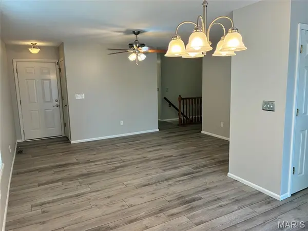 221 Stone Run BLVD, Wentzville, MO 63385