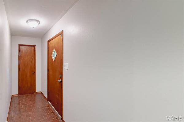 2826 Glade AVE, Jennings, MO 63136