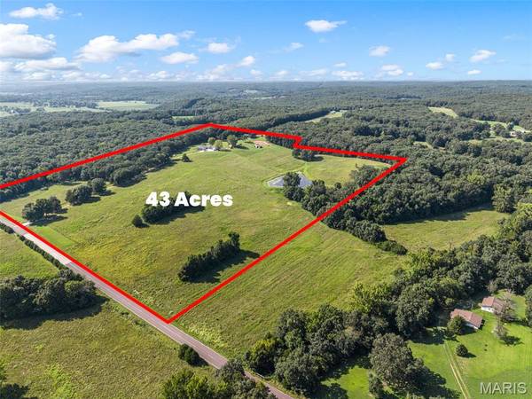 8120 Angell RD, Gerald, MO 63037