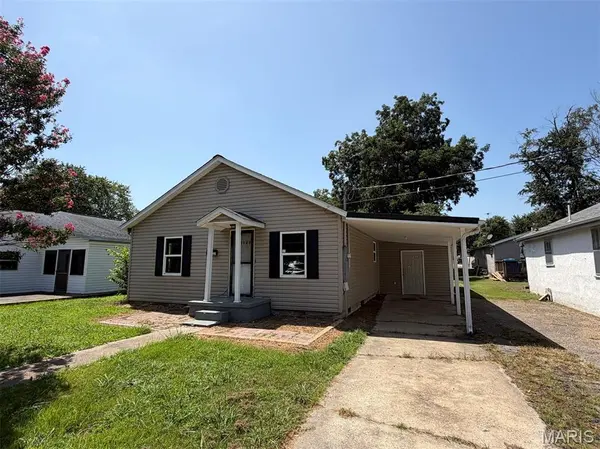 324 S Sassafrass ST, Dexter, MO 63841
