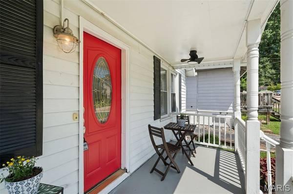 7529 Weaver AVE, St Louis, MO 63143