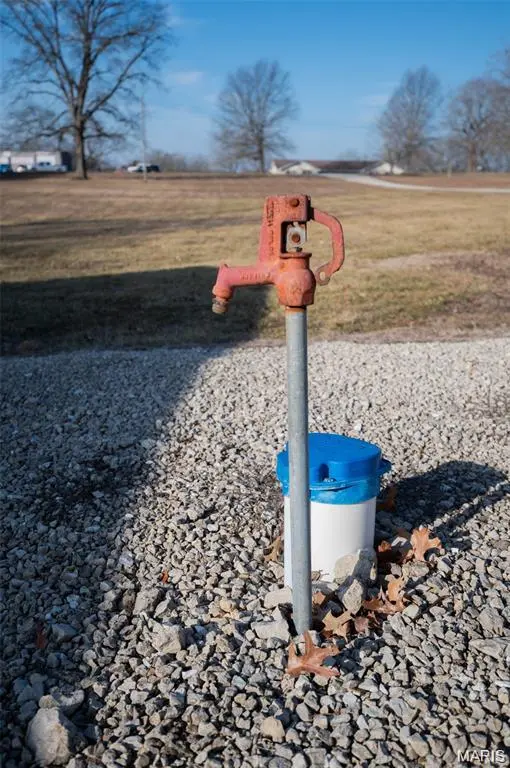 35240 Highway 28 W, Belle, MO 65013