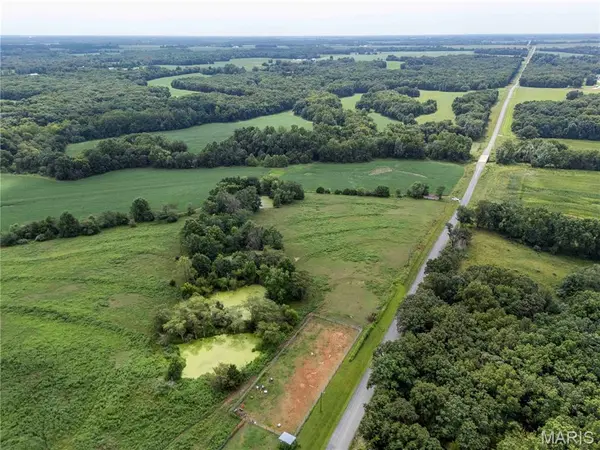 6325 K HWY, Monroe City, MO 63454