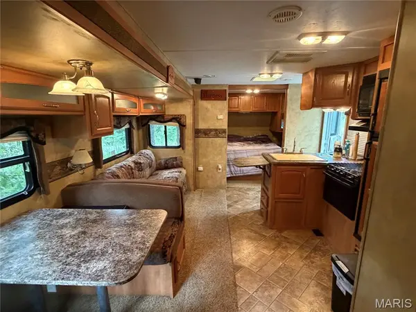 6333 Cumberland Ct, French Village, MO 63036