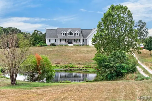271 Pleasant Knoll RD, Stoutland, MO 65567
