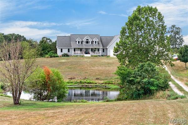 271 Pleasant Knoll RD, Stoutland, MO 65567