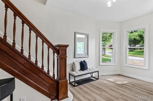 2107 Alameda AVE, Maplewood, MO 63143