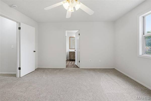 30 Mar Jacques DR, Belleville, IL 62226