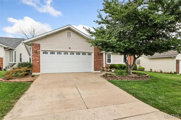 15 Dorchester CT, St Peters, MO 63376