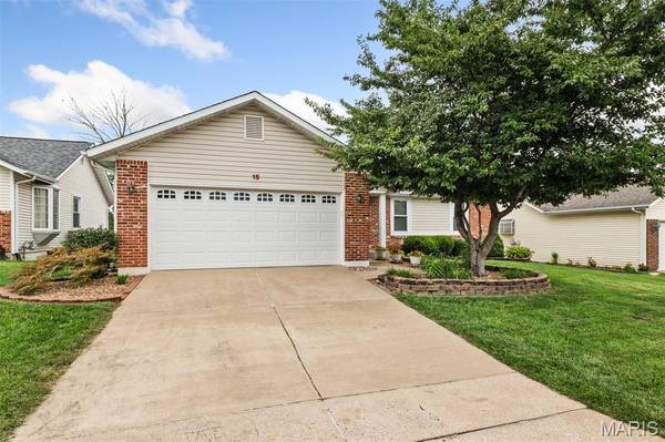 15 Dorchester CT, St Peters, MO 63376