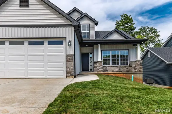 3725 Bullsway DR, Imperial, MO 63052