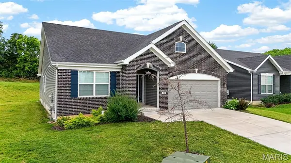 112 Creek Haven CT, Lake St Louis, MO 63367