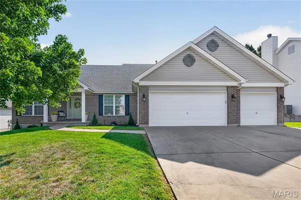 1314 Brighton Crest DR, O'fallon, MO 63366
