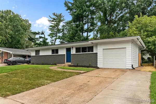 200 Francisca DR, Florissant, MO 63031