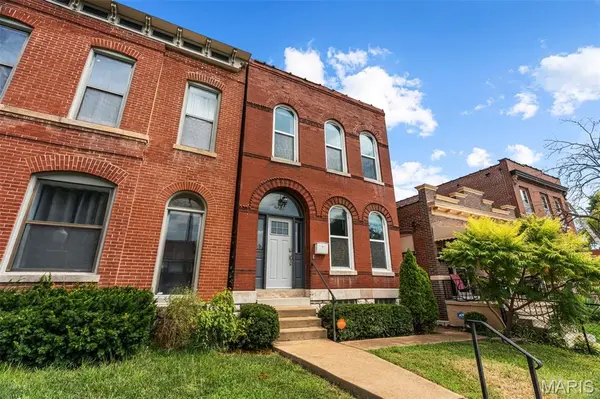4417 Oakland AVE, St Louis, MO 63110