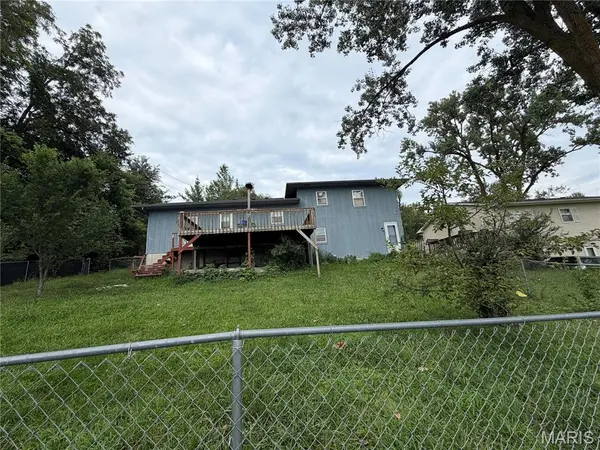 1001 Hilldell DR, Boonville, MO 65233