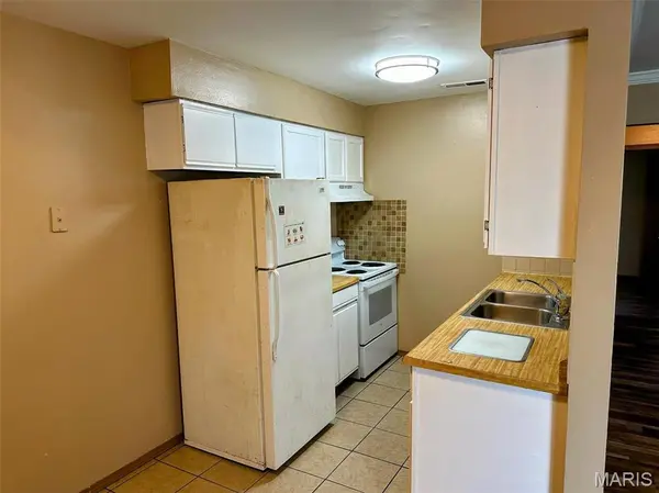 101 W 5th ST #2, Cahokia, IL 62206
