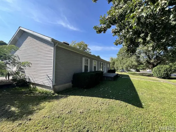 211 N 7th ST, Canton, MO 63435