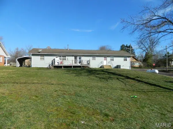 123 E 3rd ST, Mountain View, MO 65548