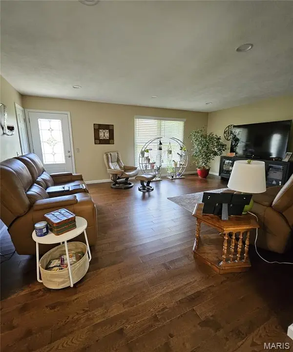 151 Saturn DR, Hannibal, MO 63401