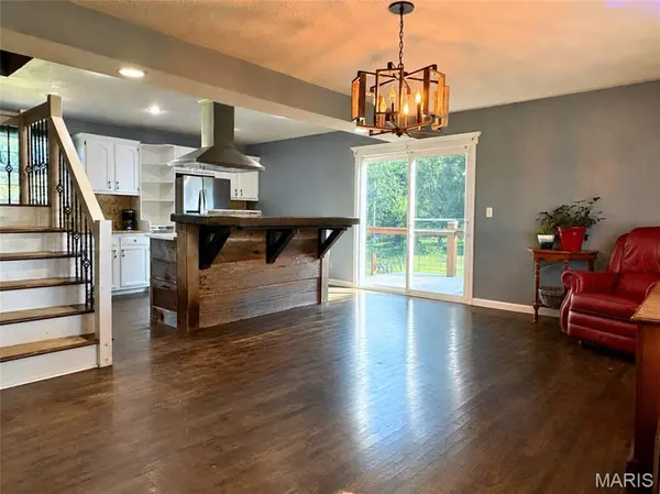 102 Wesbecher ST, Marble Hill, MO 63764