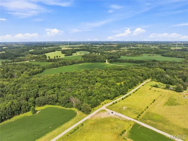 xx State Highway T (Tract 1 & 2), Kirksville, MO 63501